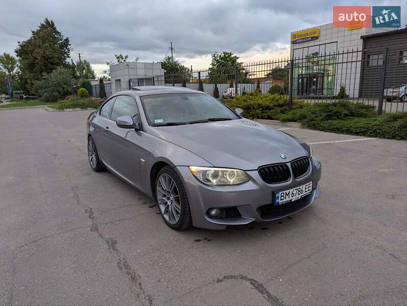 Купе BMW 3 Series 2010 в Киеве фото 13 Купе BMW 3 Series 2010 в Киеве