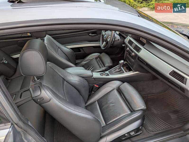 Купе BMW 3 Series 2010 в Киеве фото 17 Купе BMW 3 Series 2010 в Киеве