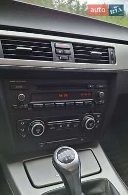 Седан BMW 3 Series 2007 в 