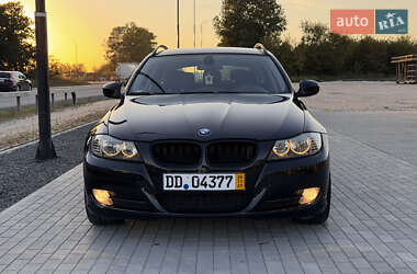 Универсал BMW 3 Series 2009 в 