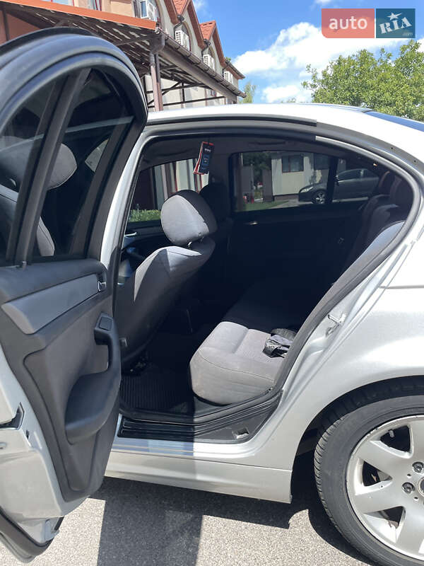 Седан BMW 3 Series 2003 в Вінниці