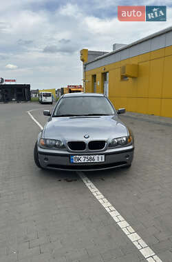 Седан BMW 3 Series 2004 в Рівному