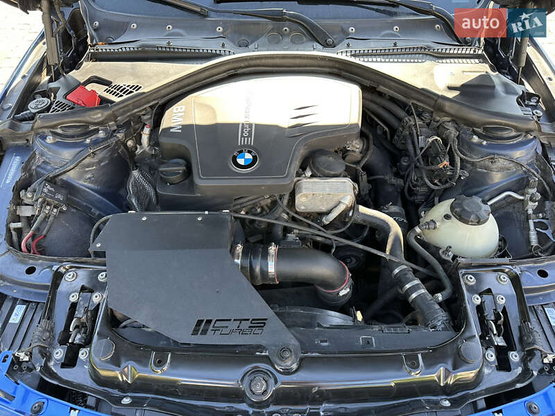 Седан BMW 3 Series 2012 в Бучачі