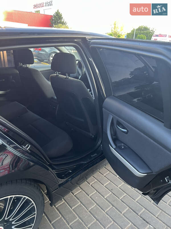 Универсал BMW 3 Series 2010 в Тернополе фото 11 Универсал BMW 3 Series 2010 в Тернополе