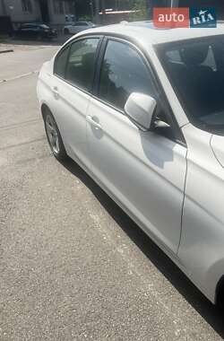 Седан BMW 3 Series 2013 в 