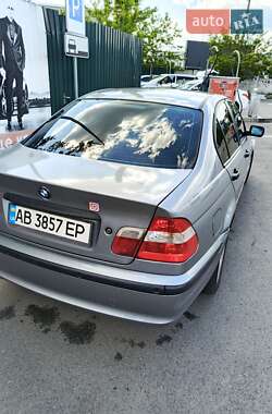 Седан BMW 3 Series 2004 в 