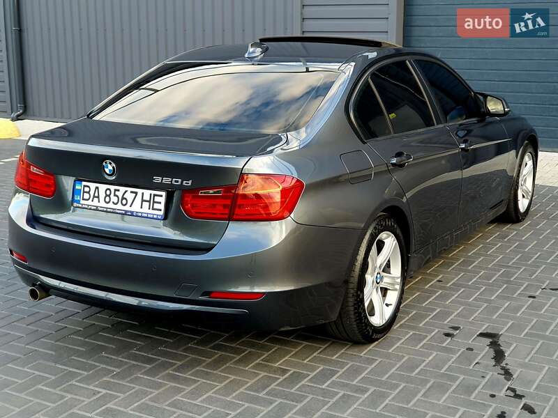 Седан BMW 3 Series 2014 в Кропивницькому