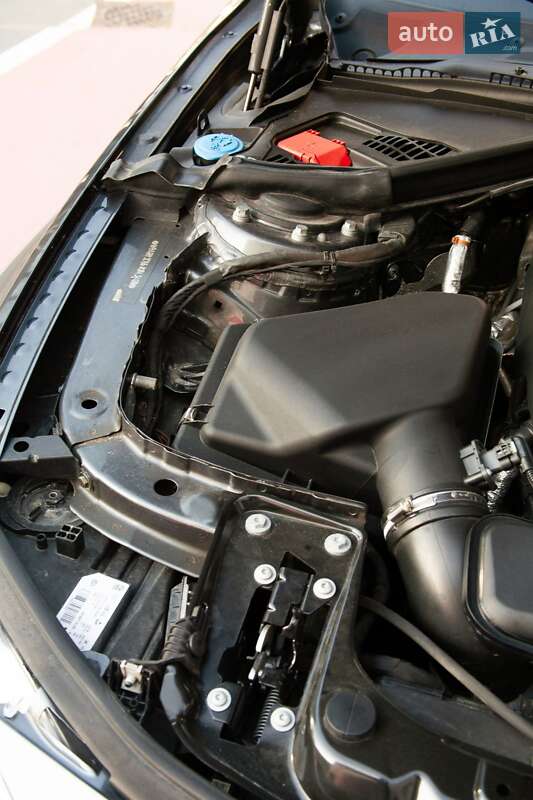 Седан BMW 3 Series 2018 в Ивано-Франковске фото 37 Седан BMW 3 Series 2018 в Ивано-Франковске