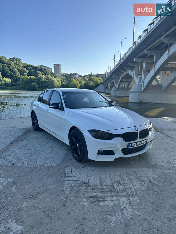 Седан BMW 3 Series 2015 в Вінниці