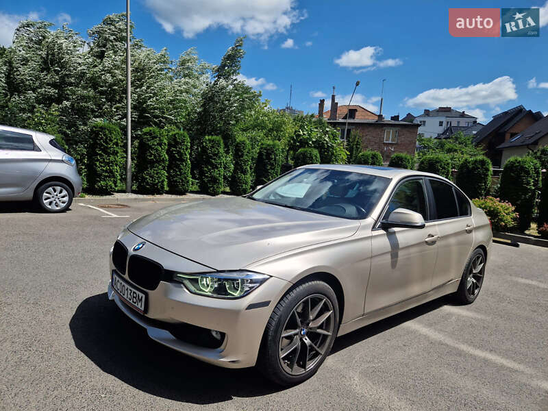 Седан BMW 3 Series 2012 в Києві
