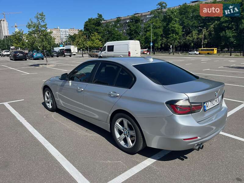 Седан BMW 3 Series 2012 в Киеве фото 17 Седан BMW 3 Series 2012 в Киеве
