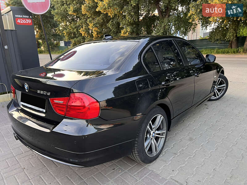 Седан BMW 3 Series 2011 в Броварах