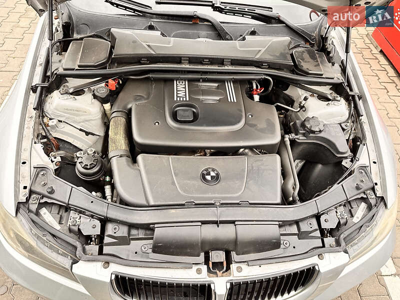 Универсал BMW 3 Series 2006 в Нововолынске