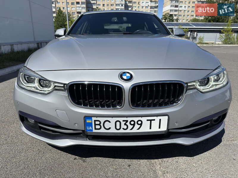 Седан BMW 3 Series 2015 в Львові