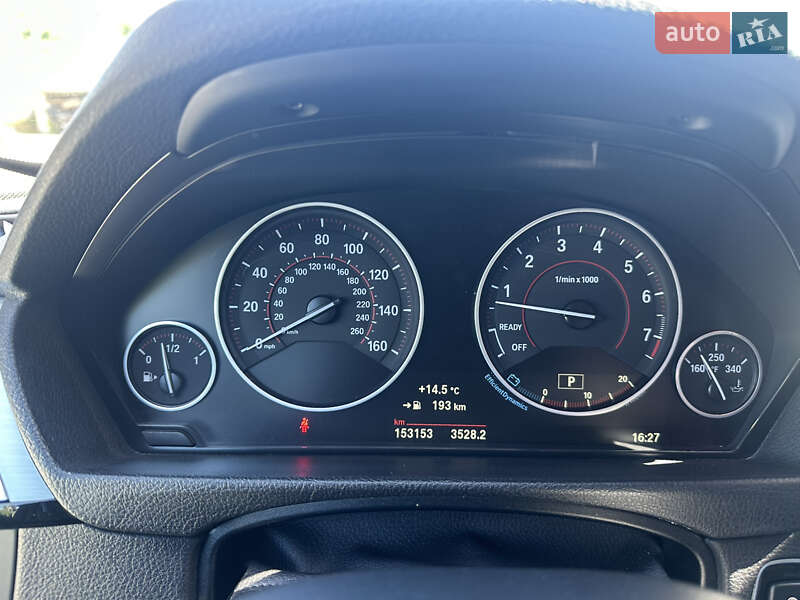 Седан BMW 3 Series 2015 в Львові