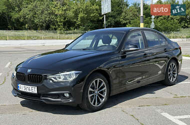 Седан BMW 3 Series 2016 в Киеве