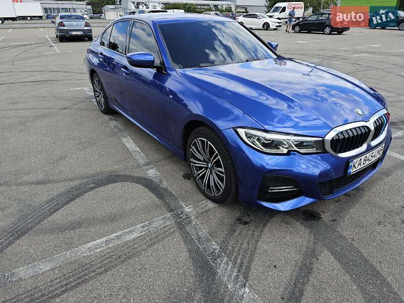Седан BMW 3 Series 2022 в Києві