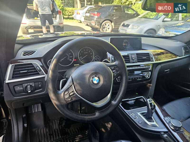 Седан BMW 3 Series 2017 в Києві