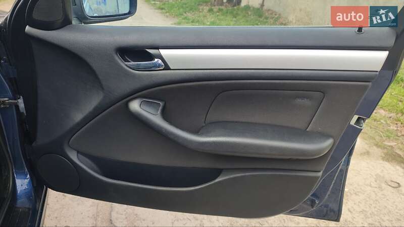 Седан BMW 3 Series 2004 в Одесі