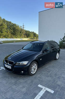 BMW 3 Series 2010