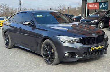 Седан BMW 3 Series 2015 в Черновцах