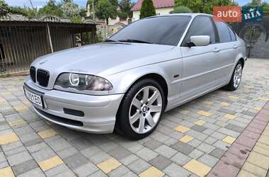 Седан BMW 3 Series 2000 в Черновцах