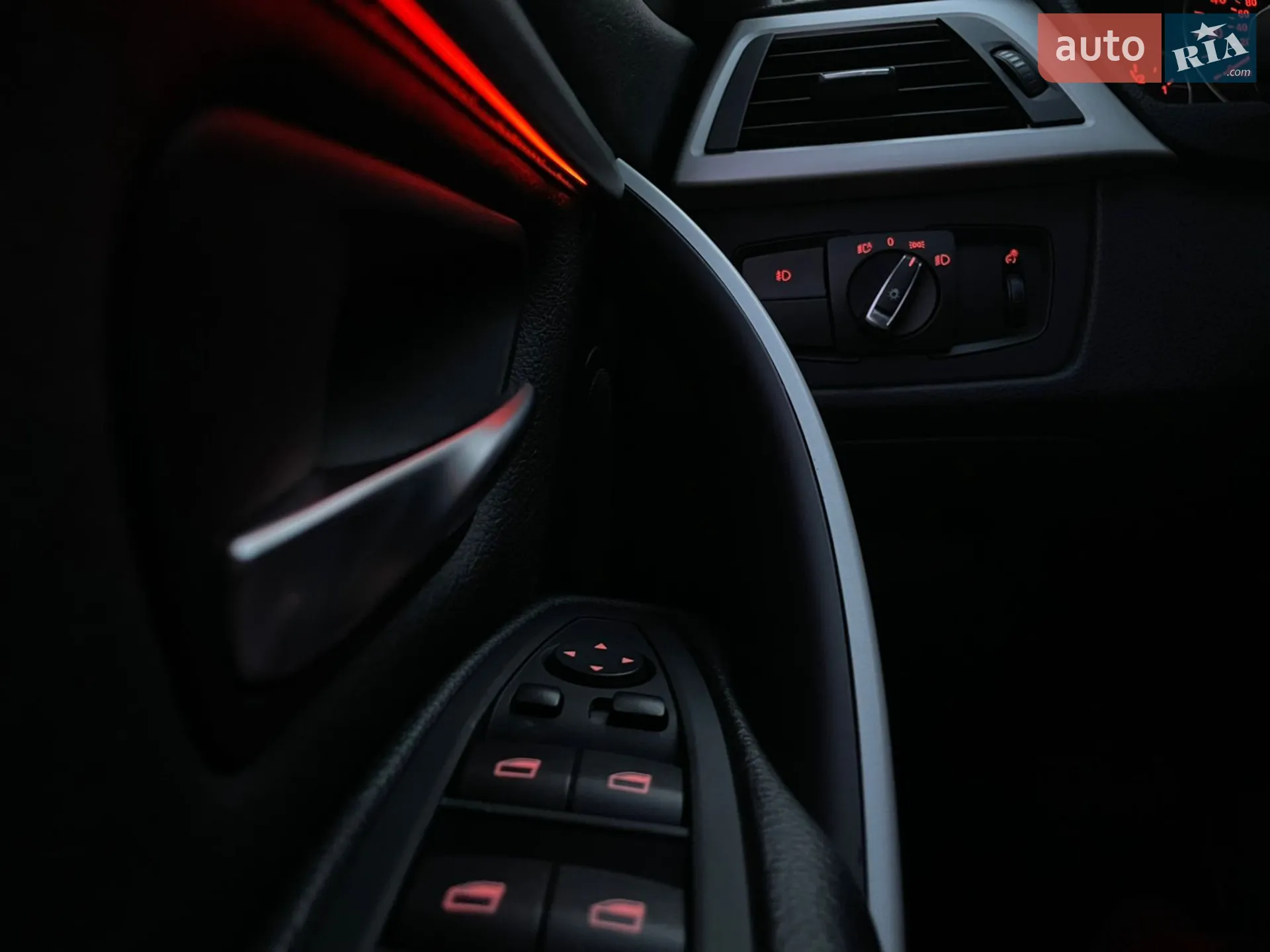 2013 BMW 3er - мініатюра 30