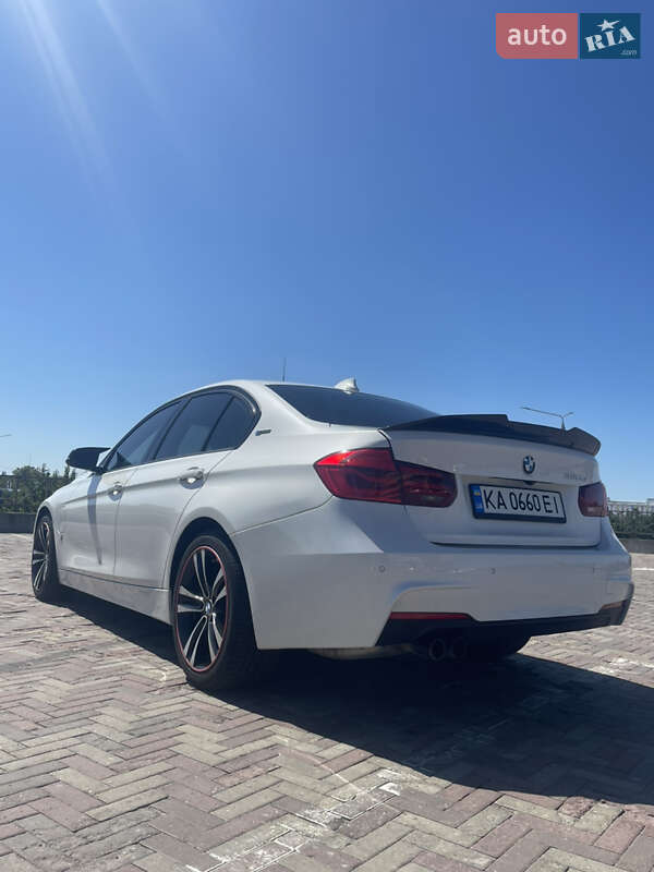 Седан BMW 3 Series 2017 в Харкові