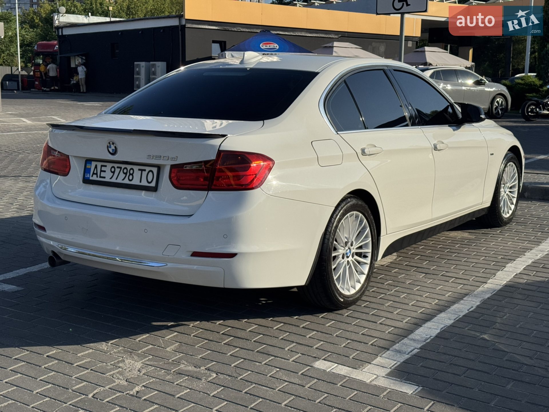 2012 BMW 3er - мініатюра 6