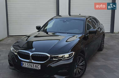 BMW 3 Series 2022