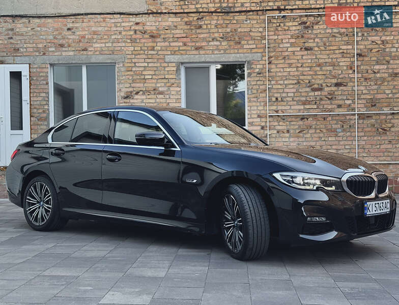 Седан BMW 3 Series 2022 в Білій Церкві