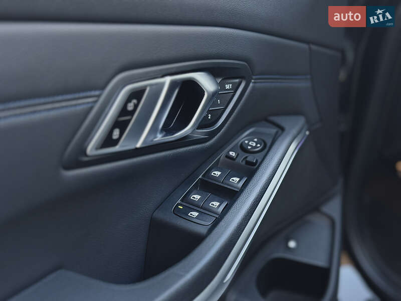 Седан BMW 3 Series 2022 в Білій Церкві