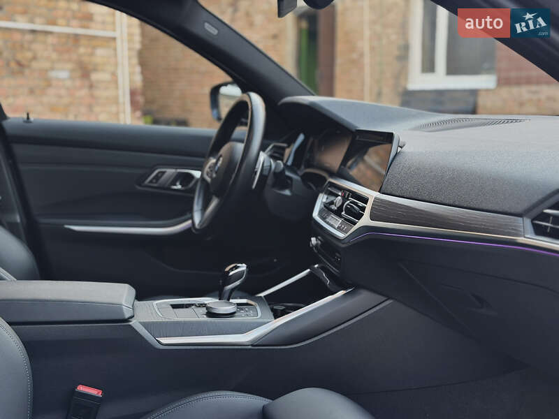 Седан BMW 3 Series 2022 в Білій Церкві