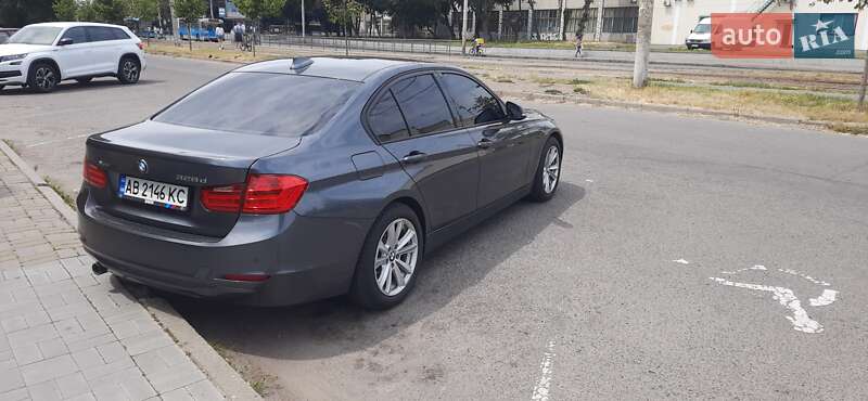 Седан BMW 3 Series 2013 в Виннице