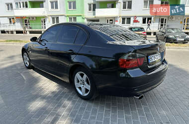Седан BMW 3 Series 2006 в Львові