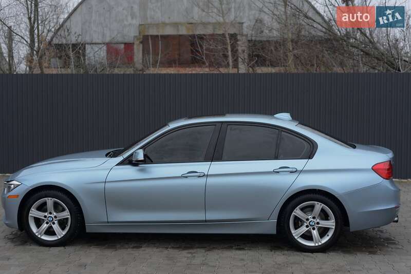 Седан BMW 3 Series 2013 в Житомирі