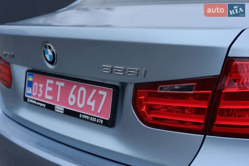 Седан BMW 3 Series 2013 в Житомирі