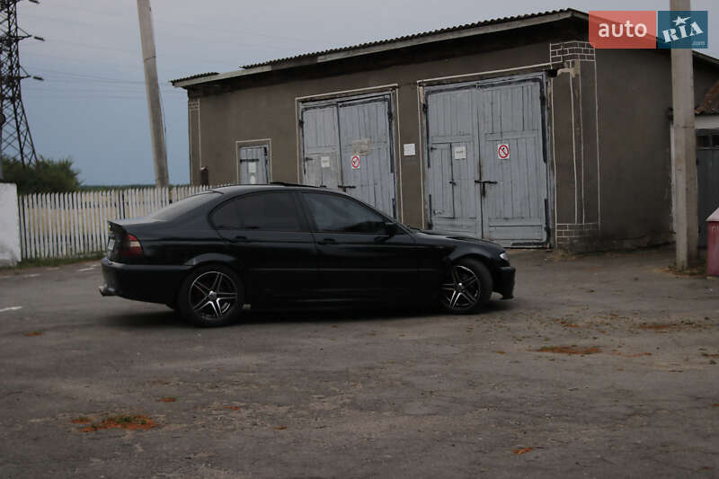 Седан BMW 3 Series 2004 в Корце фото 12 Седан BMW 3 Series 2004 в Корце