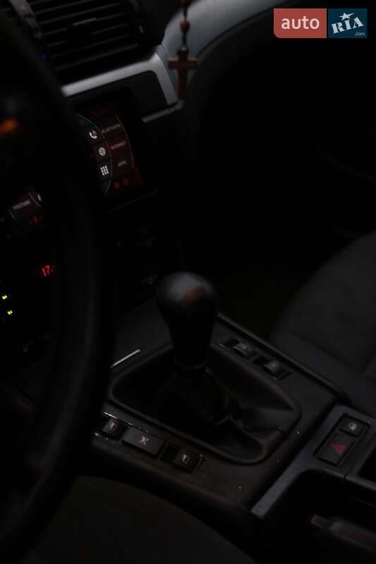 Седан BMW 3 Series 2004 в Корце фото 24 Седан BMW 3 Series 2004 в Корце