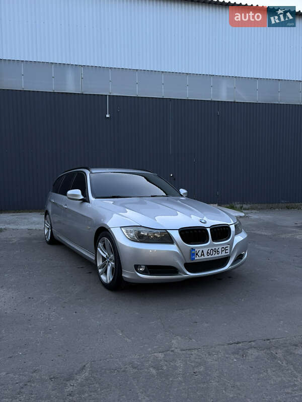 Універсал BMW 3 Series 2011 в Києві