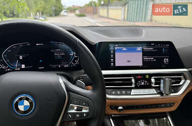 Седан BMW 3 Series 2021 в 
