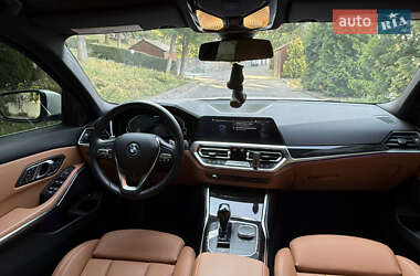 Седан BMW 3 Series 2021 в 
