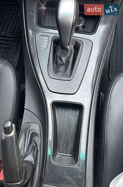 Седан BMW 3 Series 2009 в 