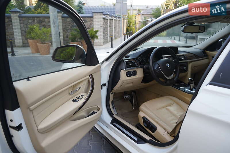 Седан BMW 3 Series 2015 в Білій Церкві