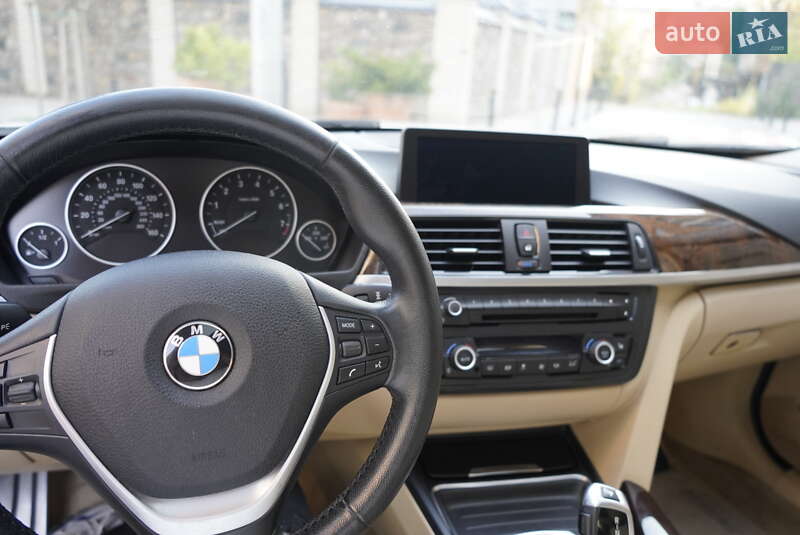 Седан BMW 3 Series 2015 в Білій Церкві