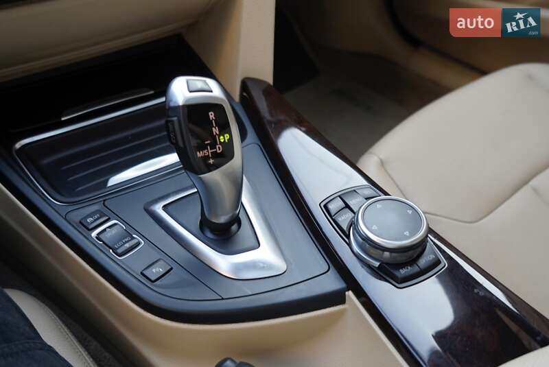 Седан BMW 3 Series 2015 в Білій Церкві