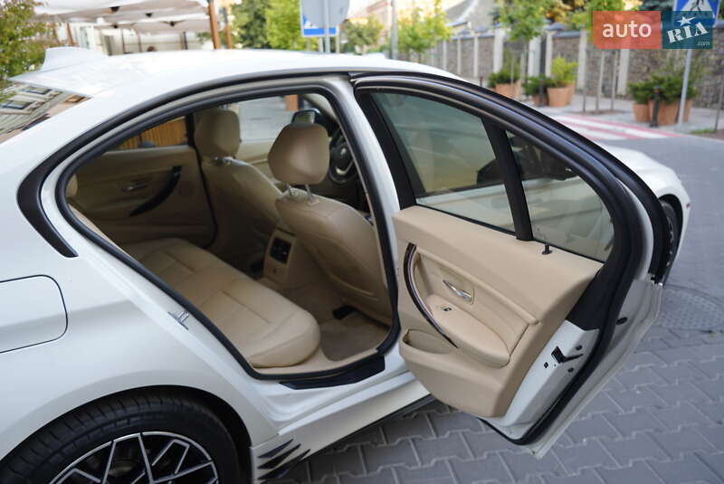 Седан BMW 3 Series 2015 в Білій Церкві