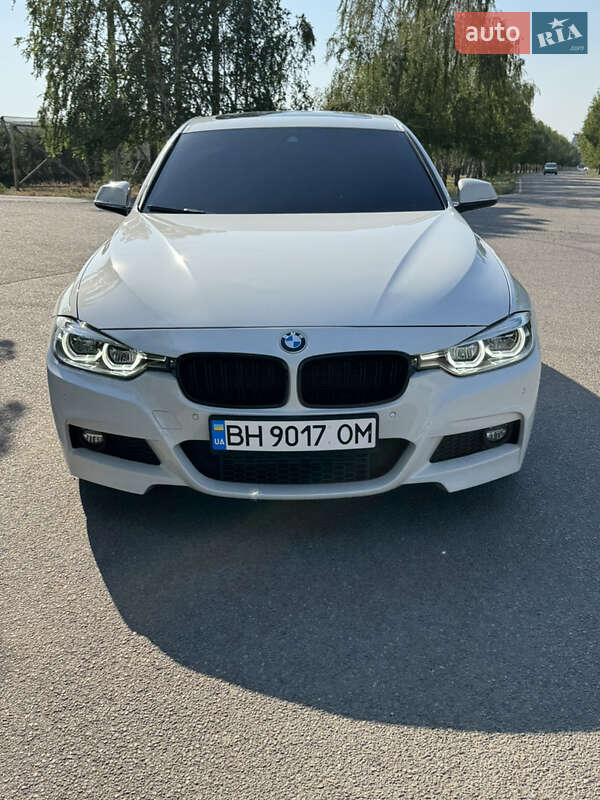 Седан BMW 3 Series 2016 в Днепре