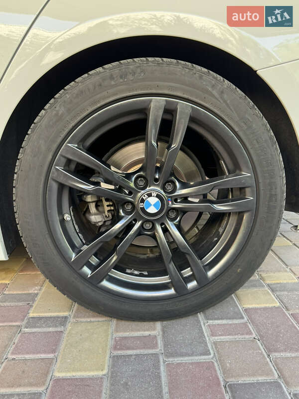 Седан BMW 3 Series 2016 в Днепре