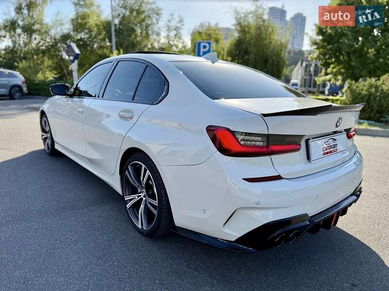 Седан BMW 3 Series 2019 в Дніпрі